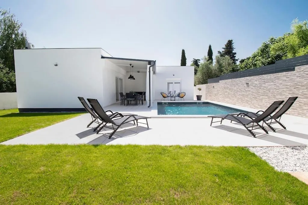 Villa Insieme 2 In Pula,Istrien